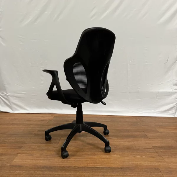 chaise ergonomique noire